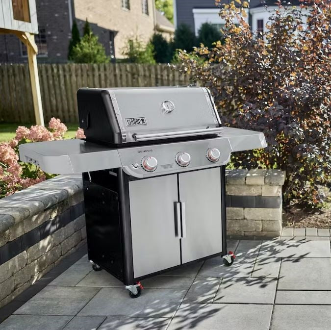Weber Genesis S-315 BBQ with Stainless Steel Cooking Grill Grates