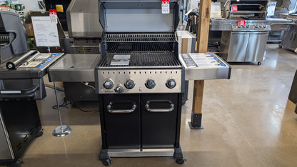 Broil King BARON 440 PRO BBQ with Side Burner