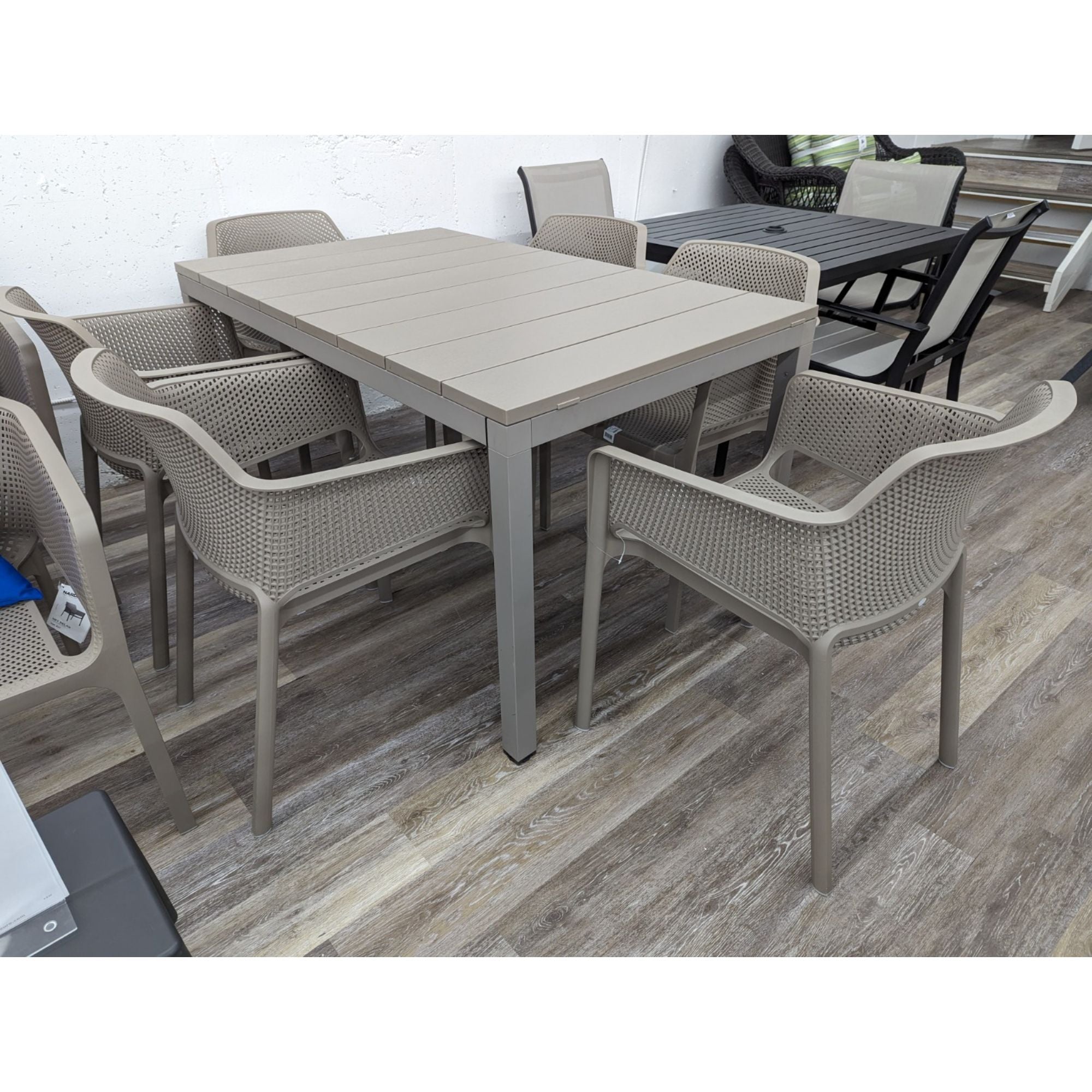 Nardi Dining Set Sun Country Patio Furniture